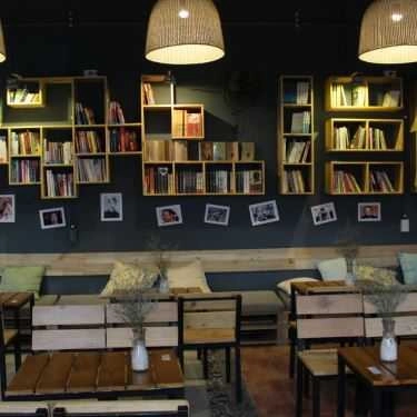 Tổng hợp- Mọt - Cafe Sách