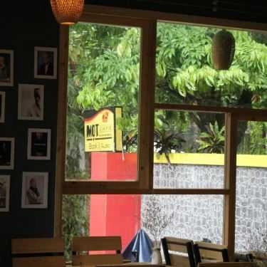 Tổng hợp- Mọt - Cafe Sách