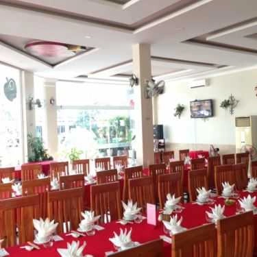 Không gian- Nhà Hàng Táo Đỏ - Ẩm Thực 3 Miền