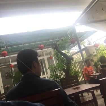 Không gian- Nhã Uyên Cafe