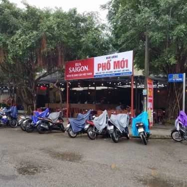 Không gian- Nhà Hàng Phố Mới Restaurant - Gà & Heo Bản Lên Mâm