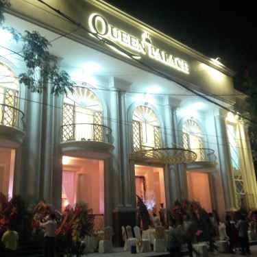 Không gian- Queen Palace - Nhà Hàng Tiệc Cưới