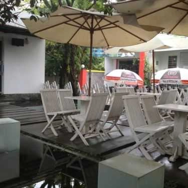 Không gian- Queen Park Cafe