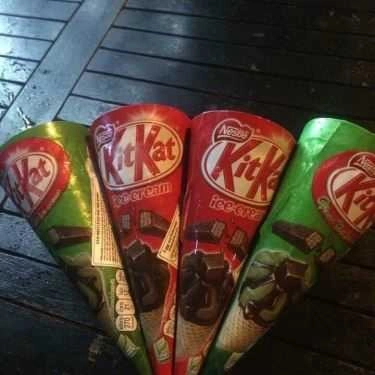 Món ăn- Cafe Kem Kitkat & Kem Milo