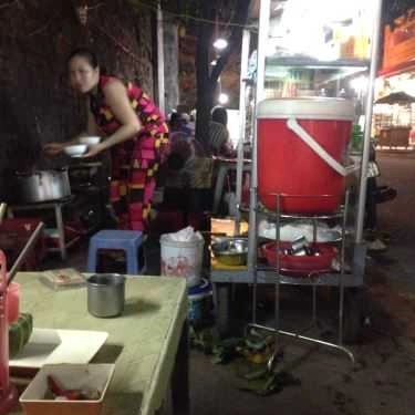 Không gian- Ăn vặt Thủy - Nem Lụi - Bún Thịt Nướng & Bánh Cuốn