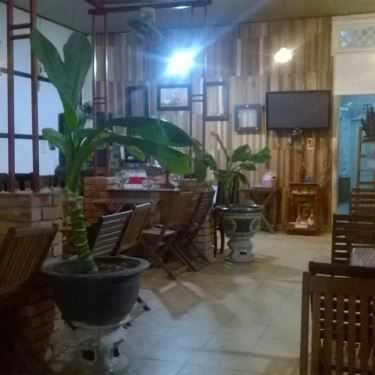 Không gian- Tiamo Cafe