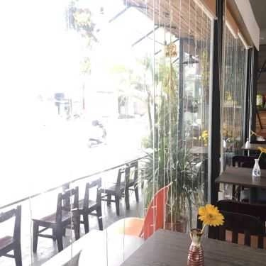 Không gian- Tin Coffee