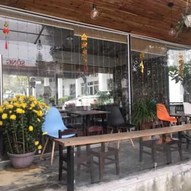 Không gian- Tin Coffee