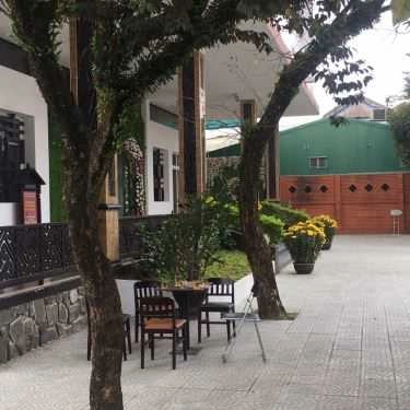 Không gian- Tin Coffee