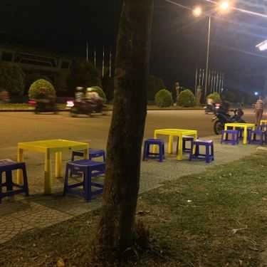 Không gian- Ăn vặt Trà Sữa You