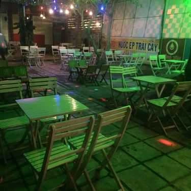 Không gian- Trăng Thu Cafe