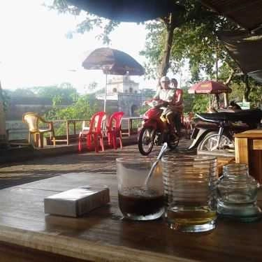 Không gian- Xóm Cafe