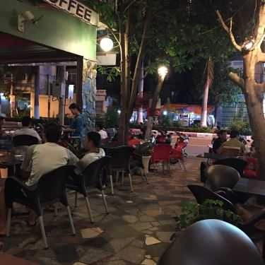 Không gian- A&B Coffee - Trương Định