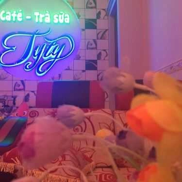 Không gian- Tyty Cafe & Trà Sữa