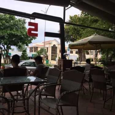 Không gian- Cafe F5 - Đường 30 tháng 4