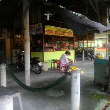 Không gian- Phương Đông Cafe - Cafe Võng