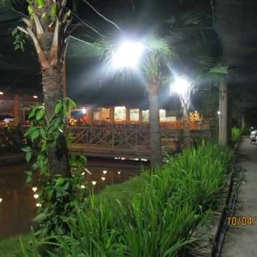 Không gian- Quán Ăn Điểm Dừng Chân Huy Long