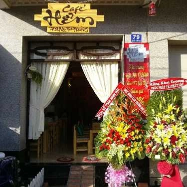 Không gian- Hẻm Cafe - Nguyễn Tri Phương