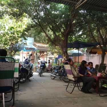 Không gian- Khế Vàng Cafe