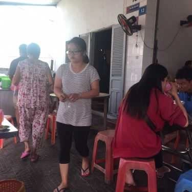 Không gian- Quán Ăn Hủ Tiếu Thịt Bằm