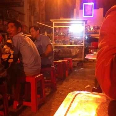 Không gian- Quán Ăn Hủ Tiếu Chợ Trà Vinh