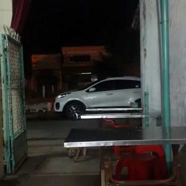 Không gian- Quán Ăn Quán Hồng - Nem Nướng Đa Lộc