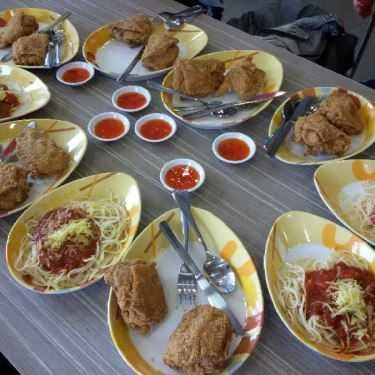 Món ăn- Nhà Hàng Jollibee - Co.op Mart Tân An