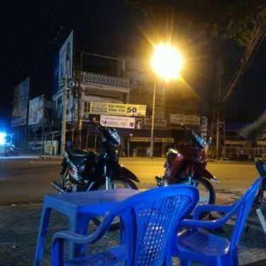 Không gian- Cafe Khuya