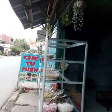 Không gian- Quán Ăn Chè Tự Chọn