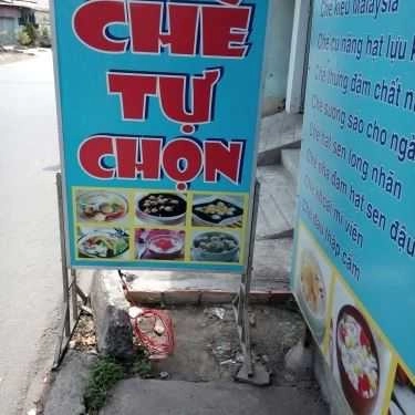 Không gian- Quán Ăn Chè Tự Chọn