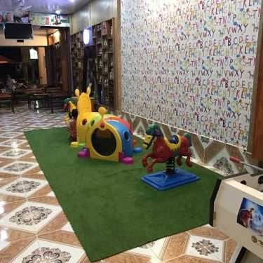 Không gian- Fami Cafe