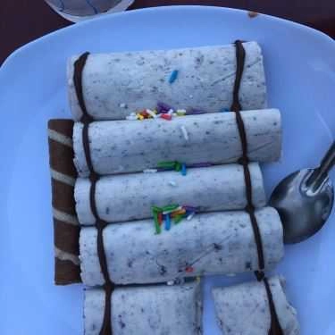Món ăn- Cafe Kem Cuộn Thái Lan