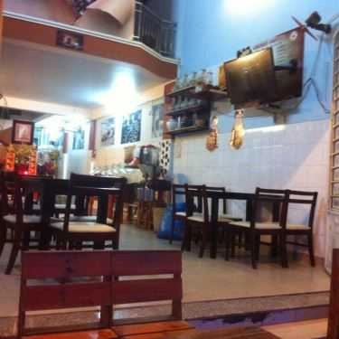 Không gian- Cherry Cafe