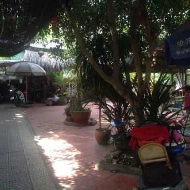 Không gian- Hợp Phố Cafe
