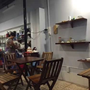 Không gian- M Cafe