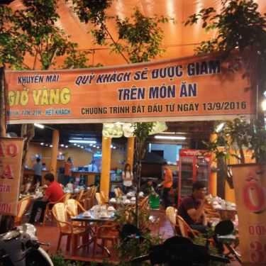 Không gian- Quán Ăn Nguyễn - Quán Ốc