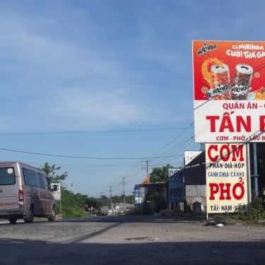 Không gian- Quán Ăn Quán Cơm Tấn Phát