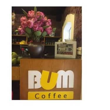 Không gian- Bum Coffee