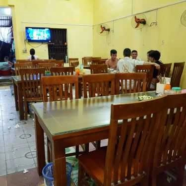Không gian- Quán Ăn Chung Thủy - Đặc Sản Vịt Cỏ