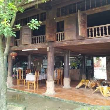 Không gian- Quán Ăn Dân Tộc Quán - Lẩu Cua Đồng & Gà Đồi