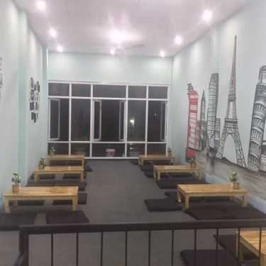 Không gian- Tasty Cafe