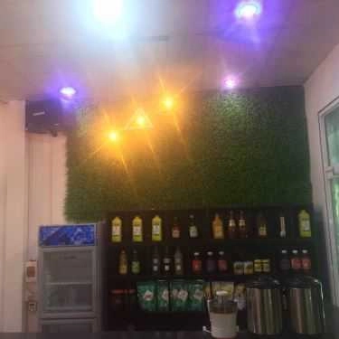 Không gian- Tasty Cafe