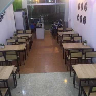 Không gian- Tasty Cafe