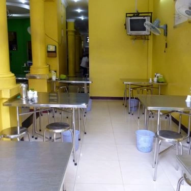 Không gian- Quán Ăn Cơm Tấm Thuận Kiều - Nguyễn Huy Lượng