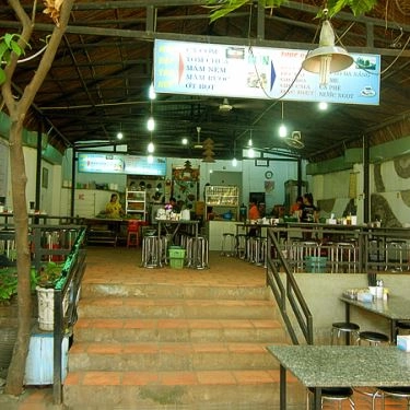 Tổng hợp- Quán Ăn Bún Bò Sông Hương - Quang Trung