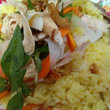 Món ăn- Quán Ăn Khu Cơm Gà Vỉa Hè - Tô Vĩnh Diện