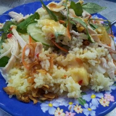 Món ăn- Quán Ăn Khu Cơm Gà Vỉa Hè - Tô Vĩnh Diện