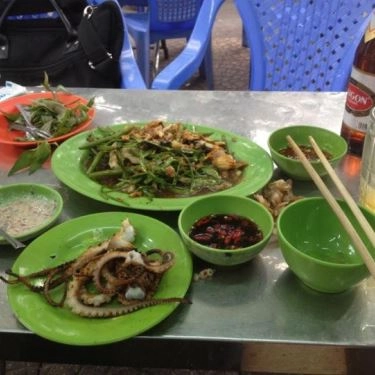 Món ăn- Quán Ăn Quán Bé Ốc - Hải Sản Tươi Sống