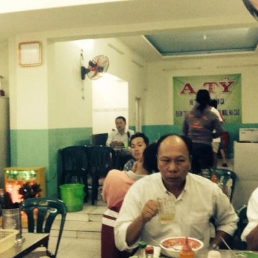 Không gian- Quán Ăn A Tỷ Mì Ký - Mì Cá