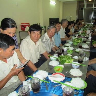 Tổng hợp- Quán Ăn Bún Chả Vân Anh - Hồng Hà